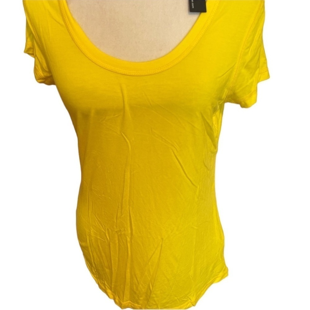 NWT Cable and Gauge Ulta Yellow Scoop Neck Shirt L